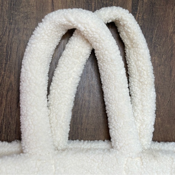 Victoria’s Secret Sherpa Tote Ivory Cream Reusable Shoulder Bag - Picture 5 of 13